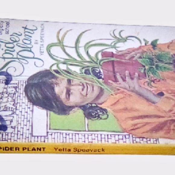 Vintage 1969 The Spider Plant Book by Yetta Speevack - Paperback - Picture 2 of 7